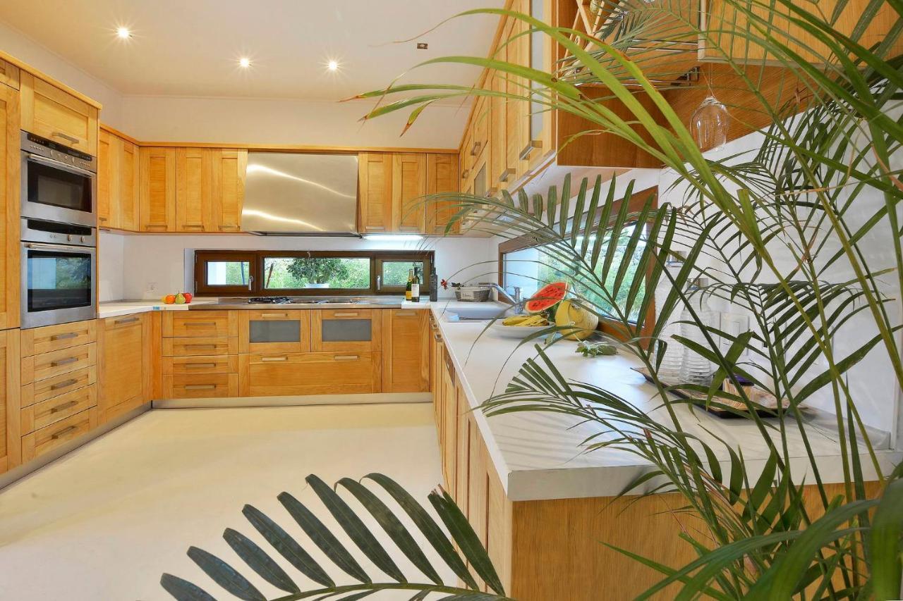 Sunlight Eros Villa Afra Ngoại thất bức ảnh