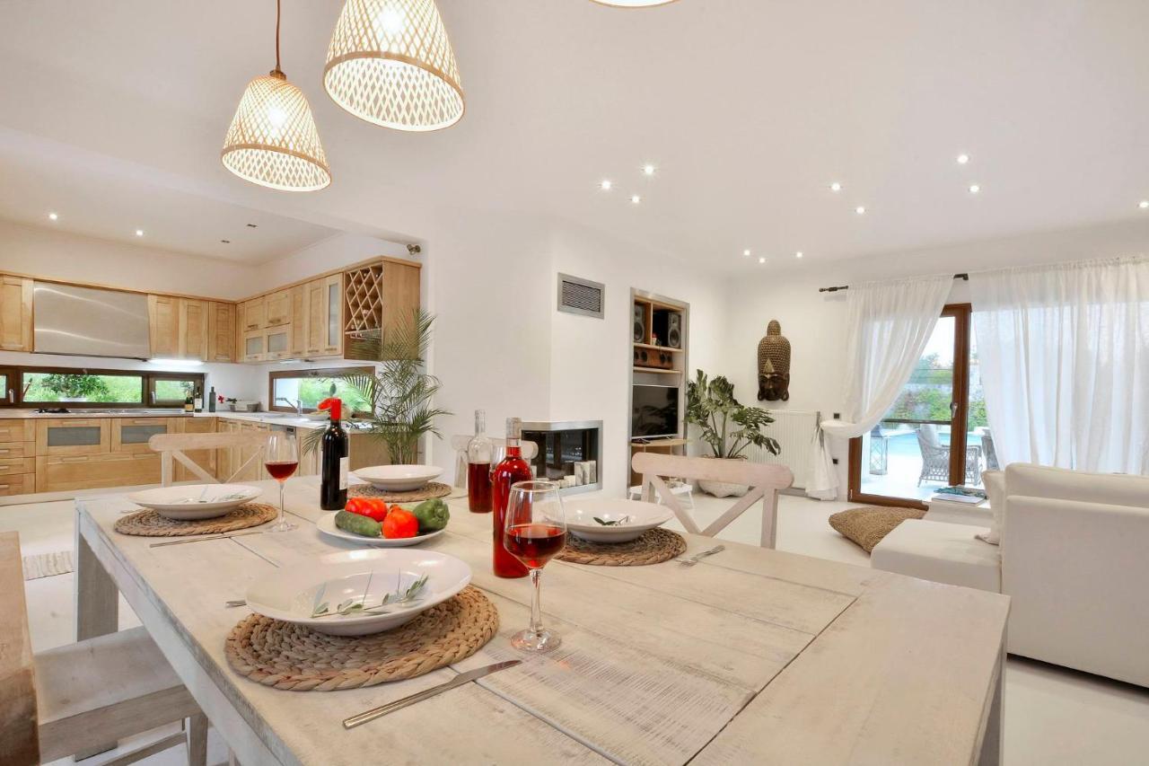 Sunlight Eros Villa Afra Ngoại thất bức ảnh